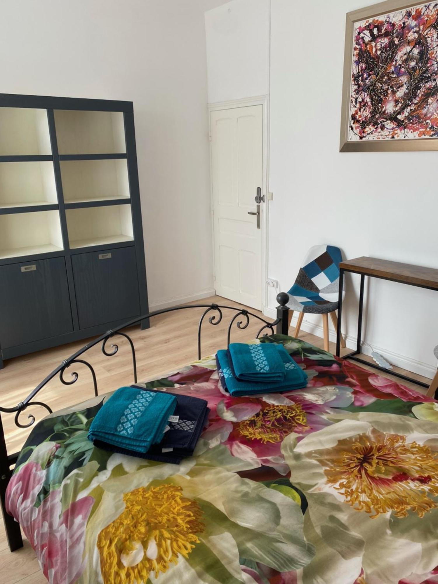 פלובזלאנק Bnb Maison D'Art Breakfast In The Art Gallery מראה חיצוני תמונה